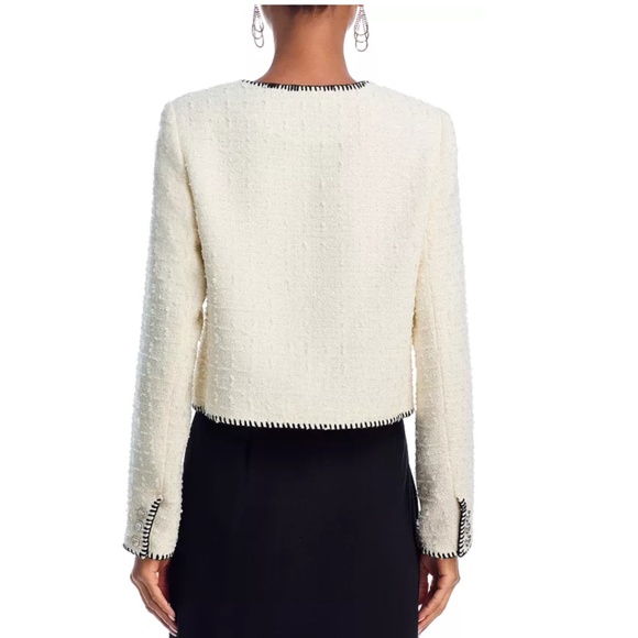 Aqua Tweed Whip Stitch Blazer in white cream - Picture 3 of 11